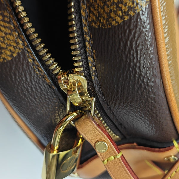 BOITE CHAPEAU MM Monogram Coated Canvas Brown