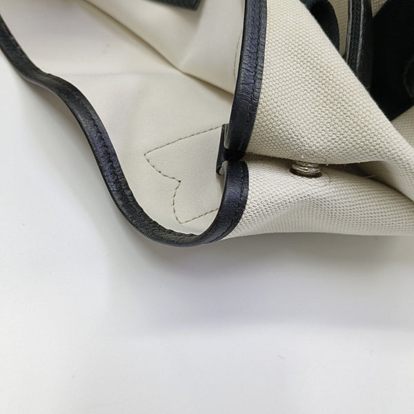 Navy Small Canvas White
