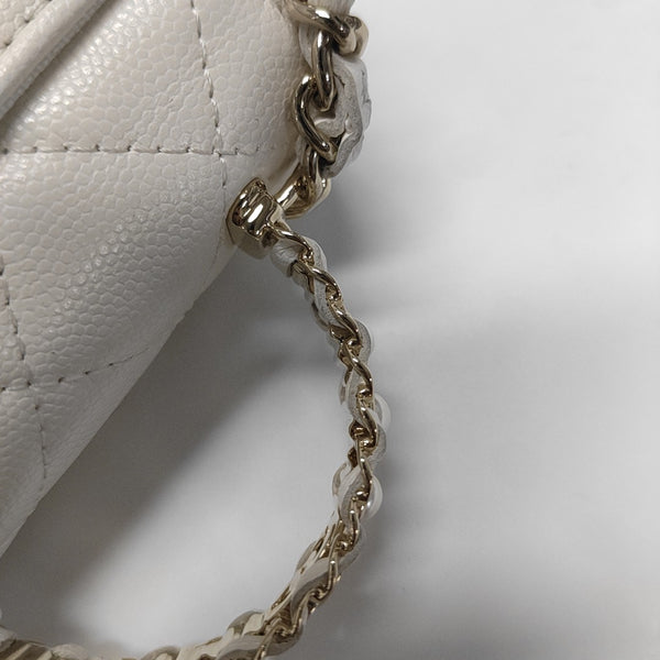 TRENDY CC Quilted Grained Calfskin White
