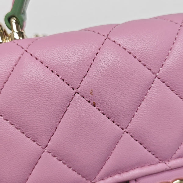 Quilted Lambskin Shoulder Bag Pink