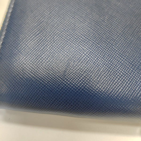 Zippy Wallet Saffiano Calfskin Blue Wallet