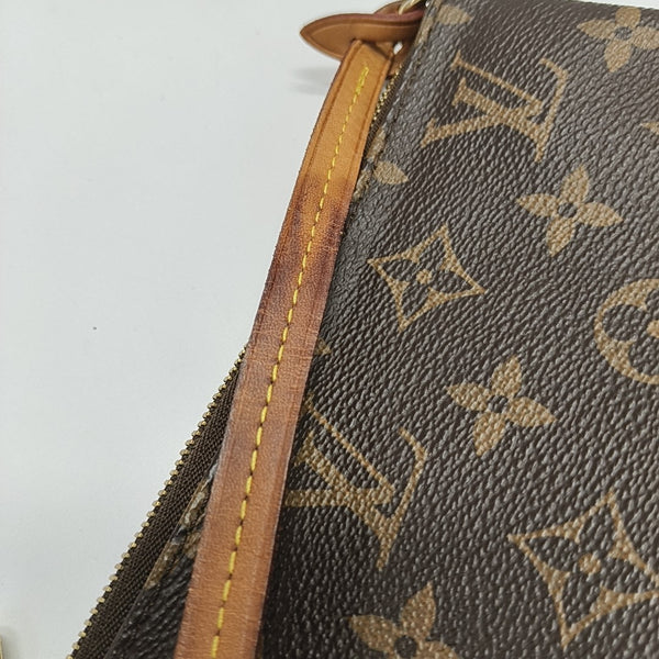 ACCESSOIRES GM Monogram Coated Canvas Brown