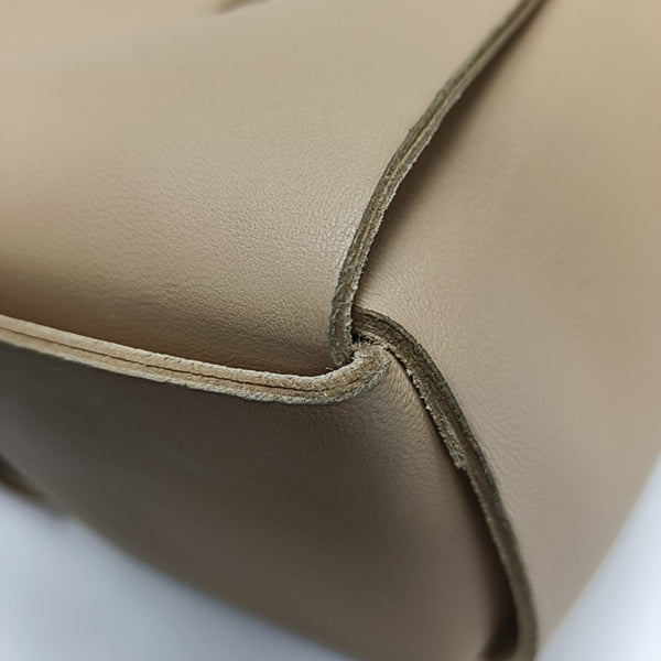 Arco Small Lambskin Beige