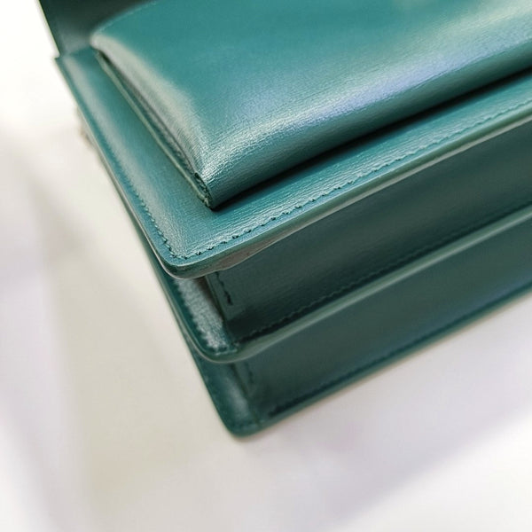 SUNSET Medium Calfskin Green