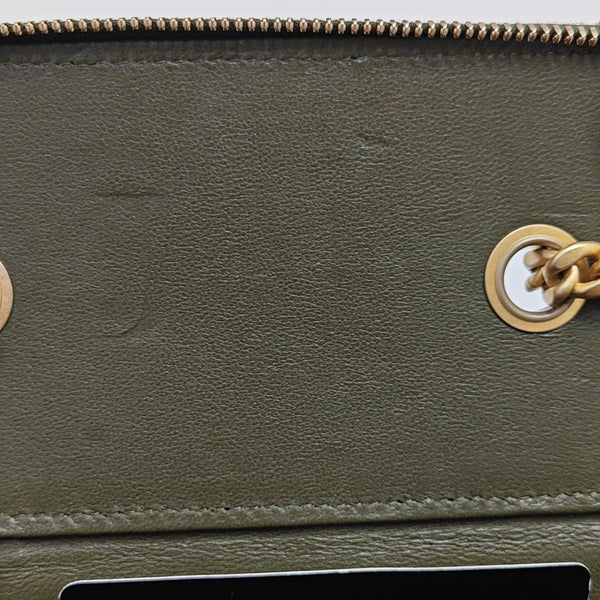 VANITY CASE Small Quilted Lambskin Green