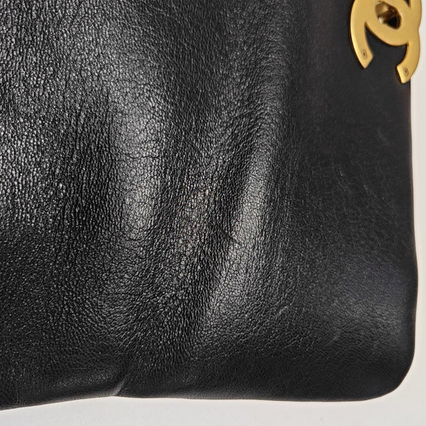CHANEL 19 Medium Quilted Lambskin Black
