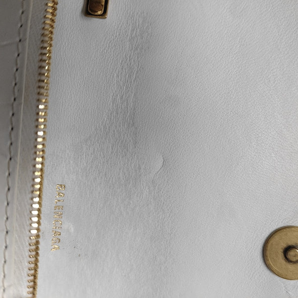 Hourglass Wallet On Chain Mini Calfskin White