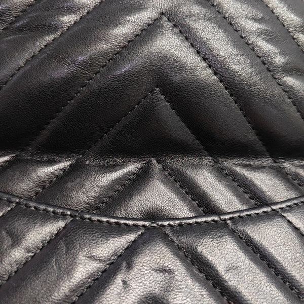CLASSIC FLAP Mini Chevron Lambskin Black