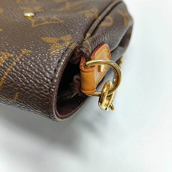 Authenticated pre-owned FAVORITE PM Monogram Coated Canvas Brown - Crossbody Bag at Looply