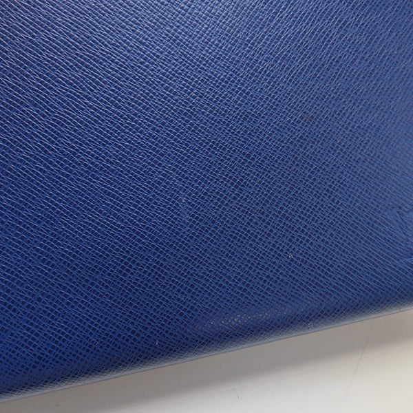 Pochette Voyag MM Calfskin Blue