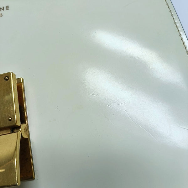 Authenticated pre-owned CLASSIC BOX Medium Calfskin White - Crossbody Bag at Looply