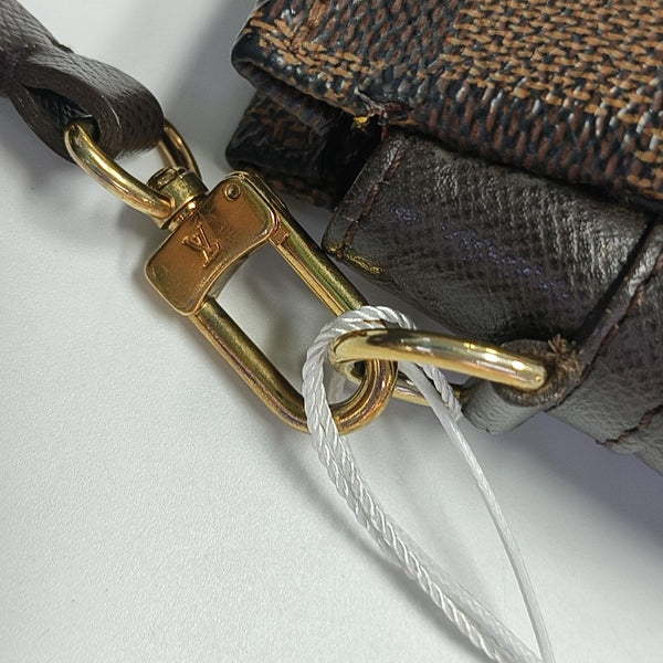 TROUSSE MAKE UP Damier Ebene Coated Canvas Brown