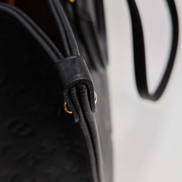 ONTHEGO MM Monogram Calfskin Black