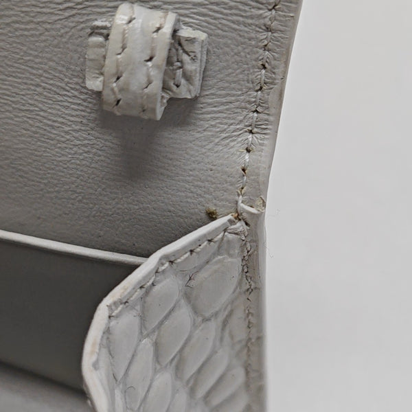 Minibolso Hourglass de piel de ternera blanca