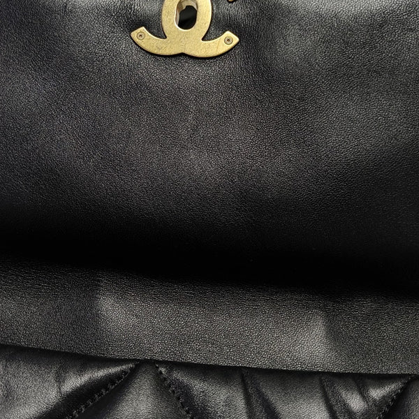 CHANEL 19 Large Quilted Lambskin Black