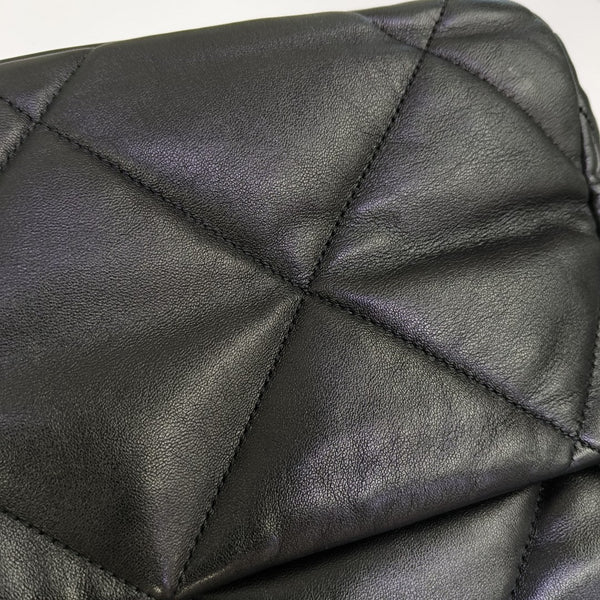 CHANEL 19 Large Quilted Lambskin Black