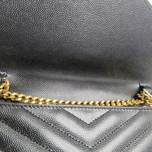 MONOGRAM Medium Chevron Calfskin Black