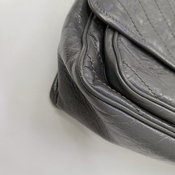 NIKI Medium Chevron Calfskin Gray
