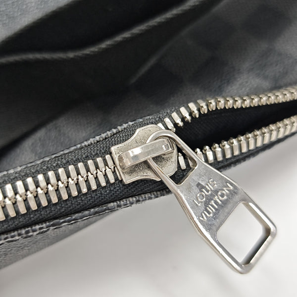 DISCOVERY Damier Graphite Coated Canvas Gray
