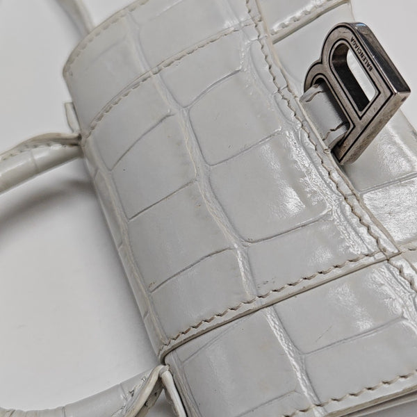 Hourglass Mini Calfskin White