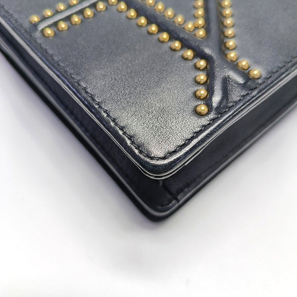 Authenticated pre-owned Diorama Calfskin Black - Shoulder Bag at Looply