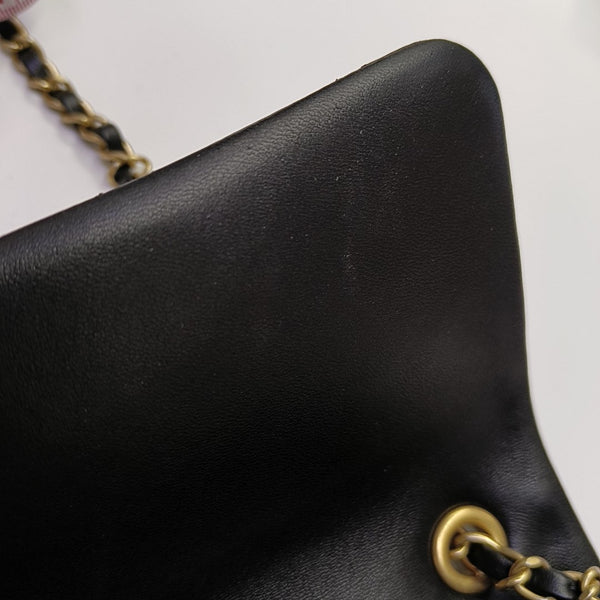 IN THE LOOP Quilted Lambskin Black
