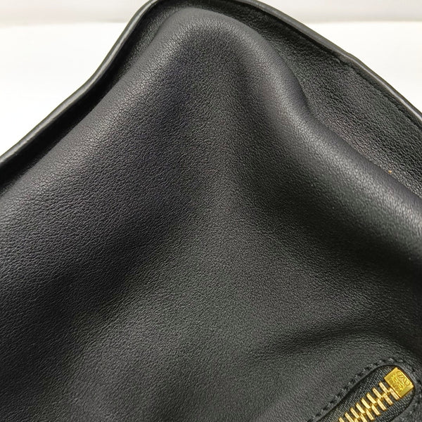 Authenticated pre-owned Hammock Small Calfskin Black - Shoulder Bag at Looply
