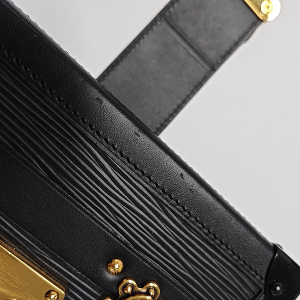 PETITE MALLE Epi Black