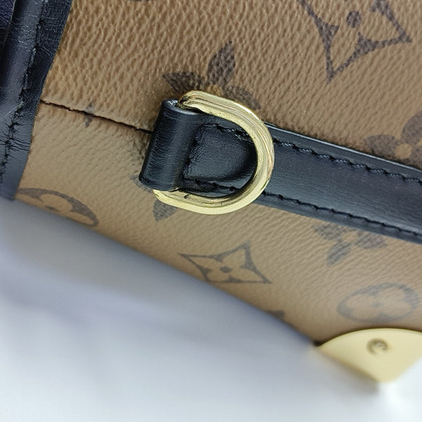 NOÉ PURSE LV CHARMS Monogram Coated Canvas Brown