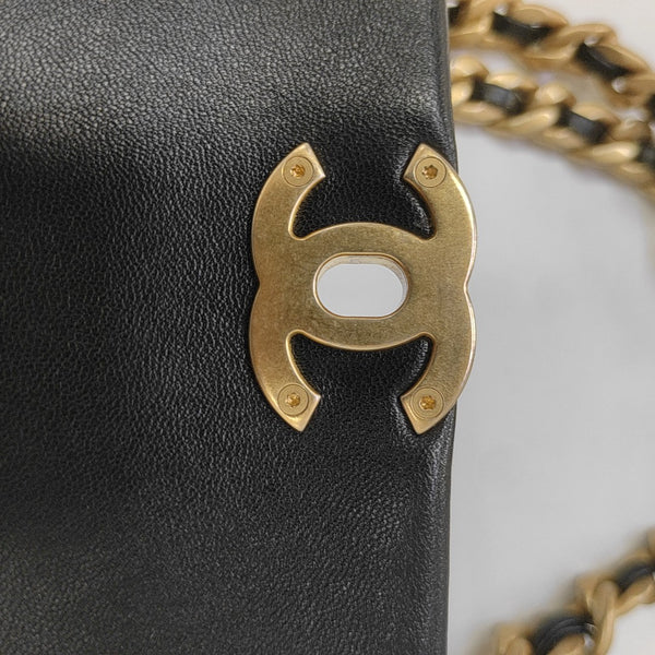 TWO TONE CHAIN HANDLE Quilted Calfskin Black