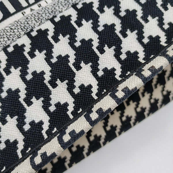 Book Tote Medium Fabric Black