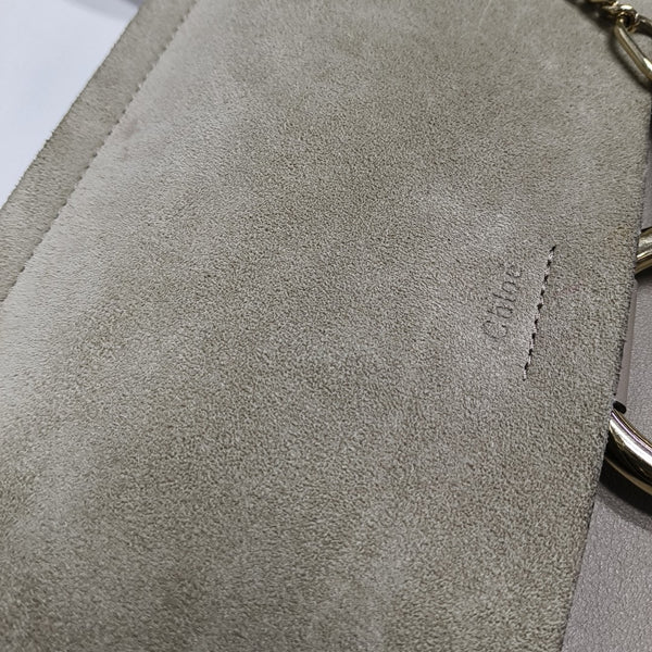 Faye Medium Calfskin Gray