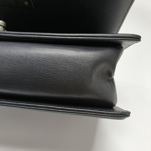 BOY CHANEL Medium Calfskin Black