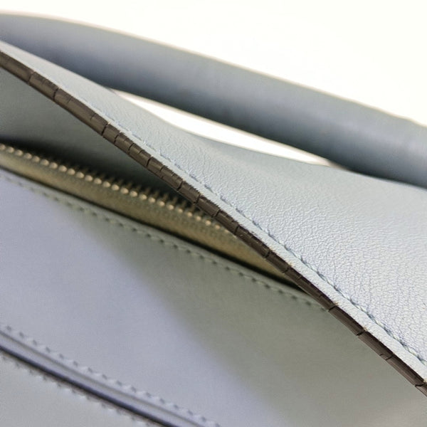 Puzzle Medium Calfskin Blue