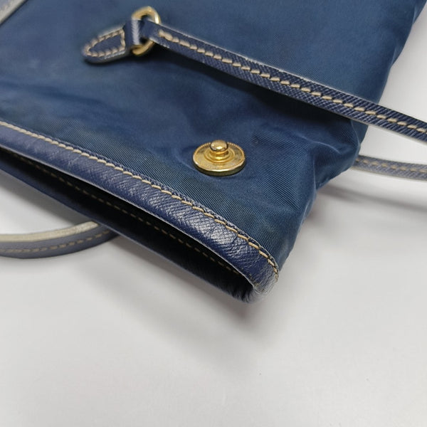 Vitello Phenix Tote Nylon Blue