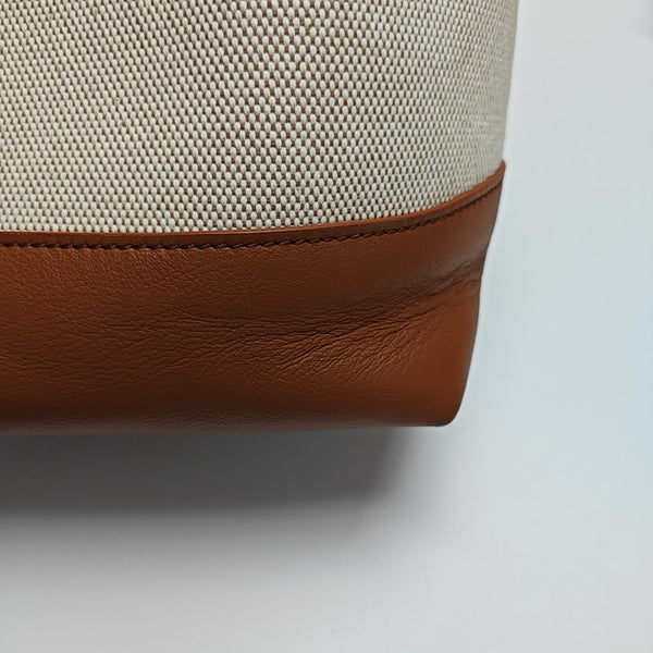 LOW KEY HOBO PM Canvas White