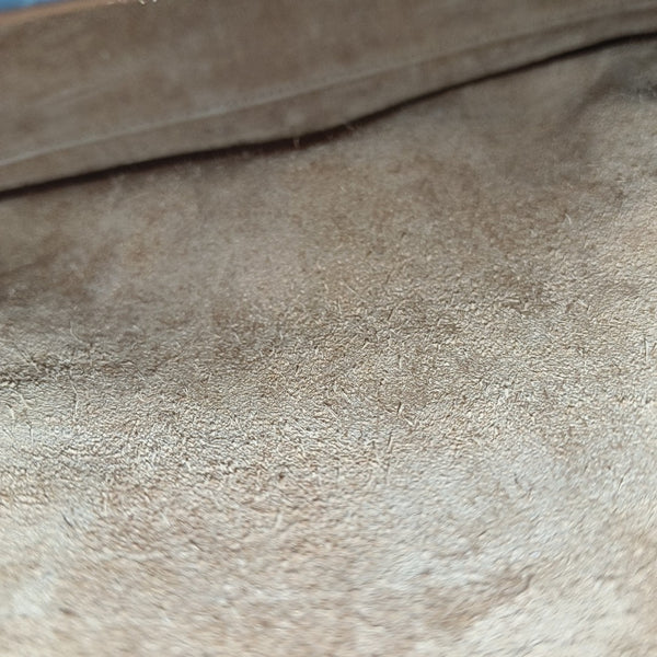 16 Medium Calfskin Brown