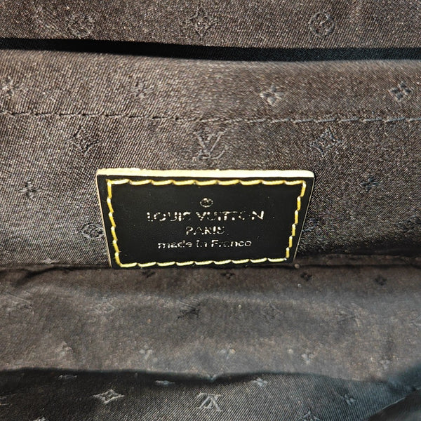 LE SUPERBE Calfskin Black