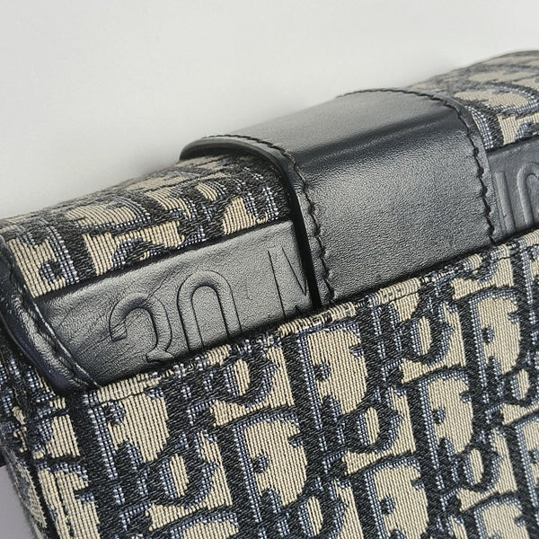 30 Montaigne Oblique Canvas Blue
