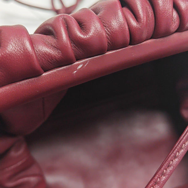 The Pouch Mini Calfskin Red