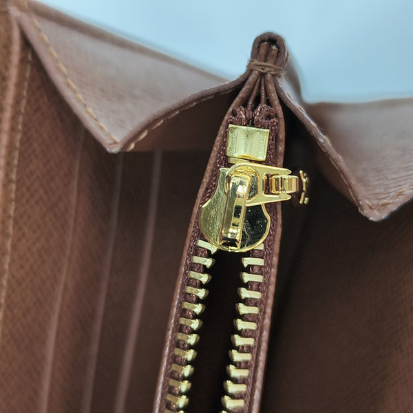 ETOILE Monogram Coated Canvas Brown