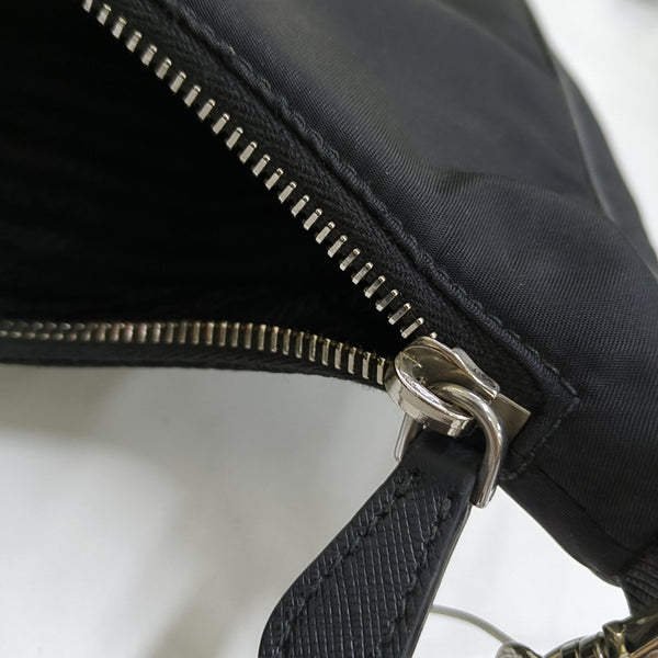 Re-Edition2005 Nylon Black
