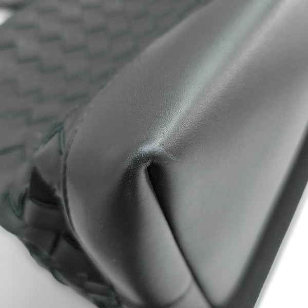 Calfskin Shoulder Bag Black