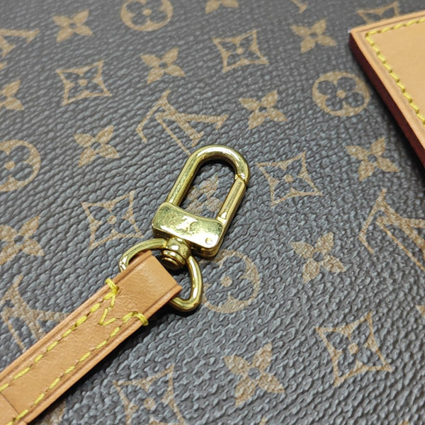 BOITE CHAPEAU PM Monogram Coated Canvas Brown