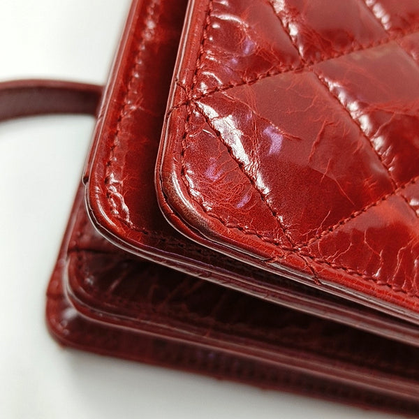 Authenticated pre-owned 2.55 Quilted Calfskin Red - Shoulder Bag at Looply