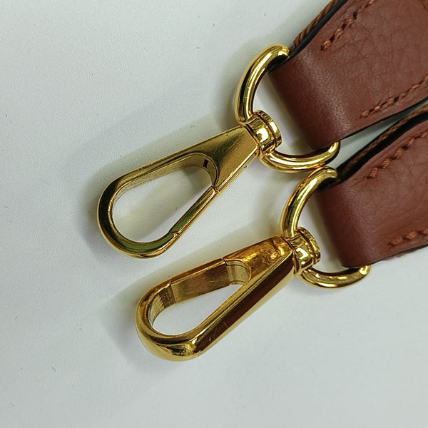 Evelyne 16 Clemence Gold
