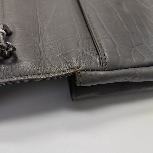 COLLEGE Medium Calfskin Gray