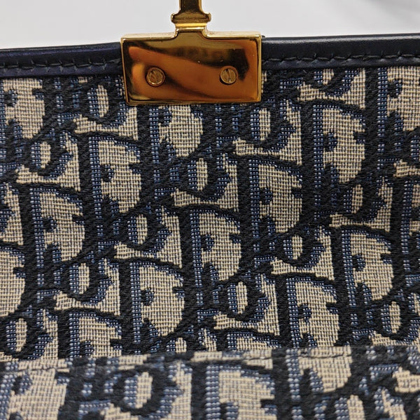 30 Montaigne East-West Oblique Canvas Blue