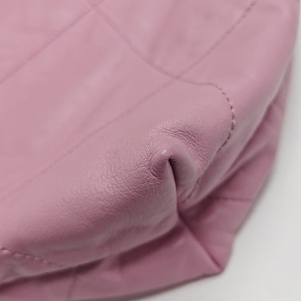 CHANEL 22 Medium Quilted Calfskin Pink