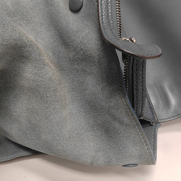 TRAPEZE Medium Calfskin Blue